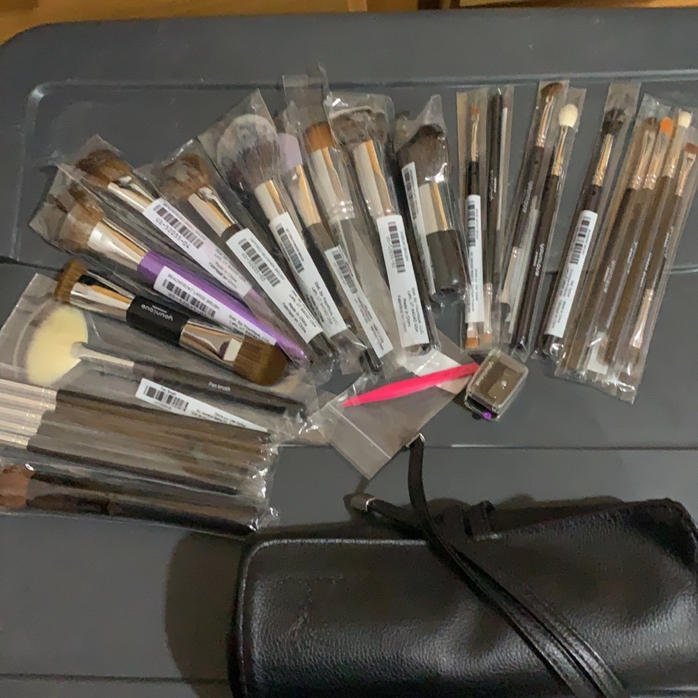 Younique Professional Eye brush set